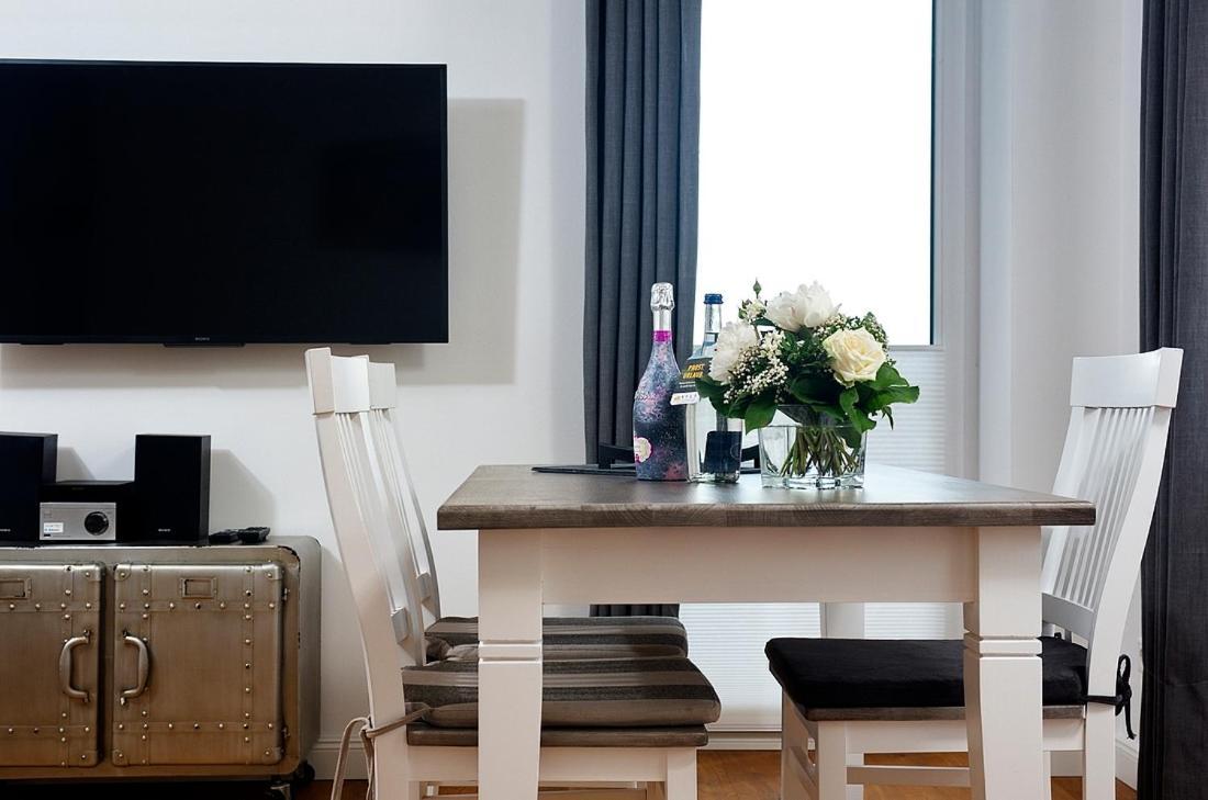Apartment On The *